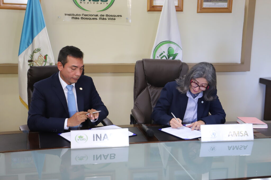 Formalizaron un convenio de cooperación interinstitucional con INAB